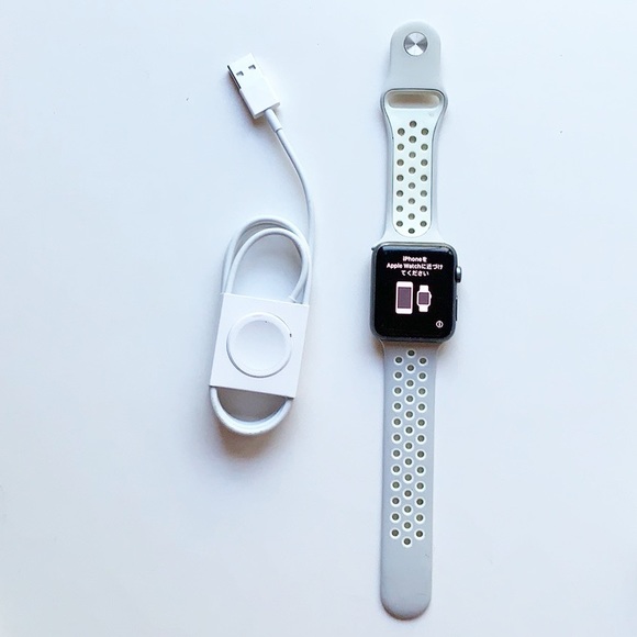 Apple Accessories - PRICE DROP | Pre-loved apple Watch ⌚️